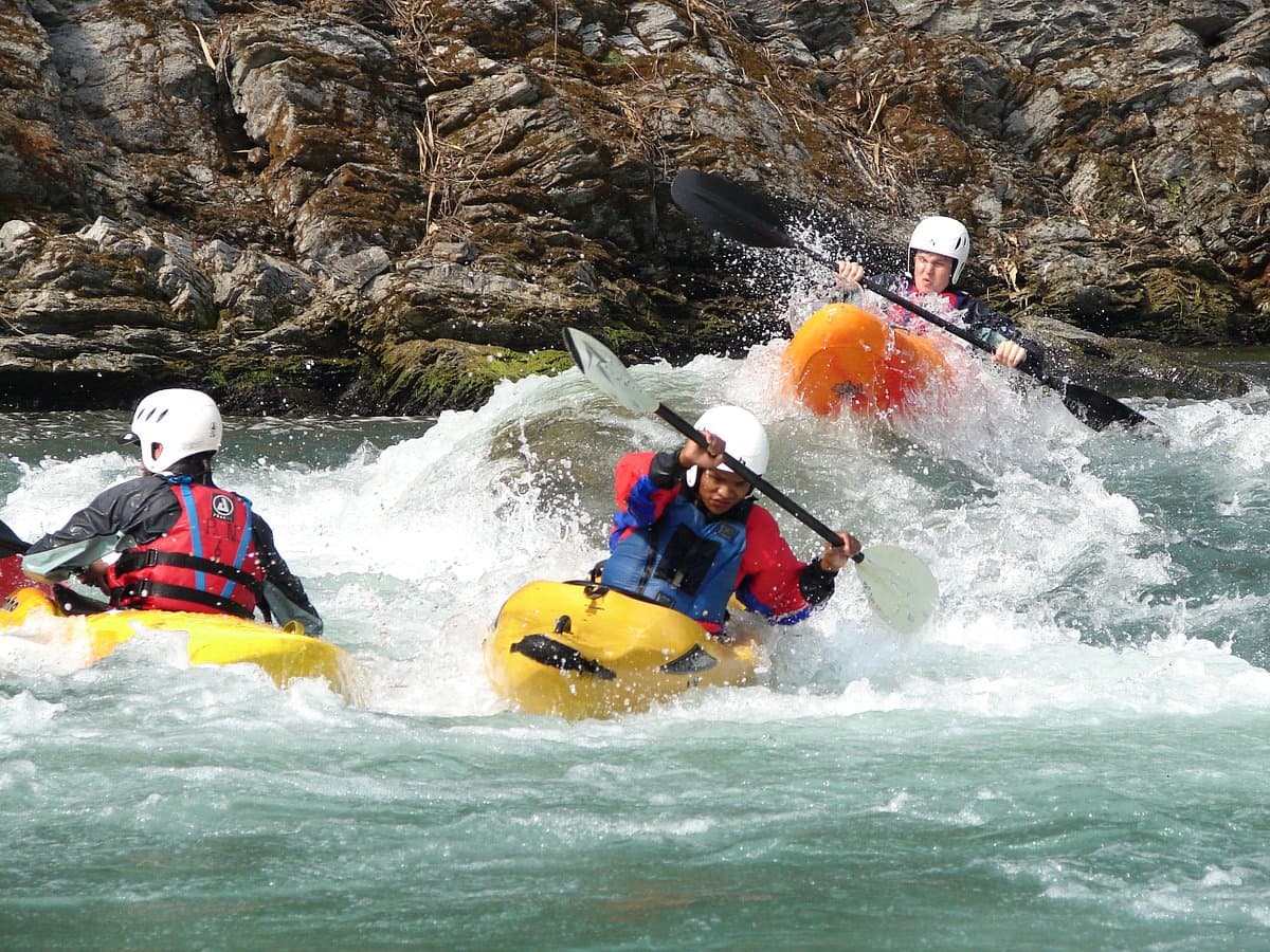 kayaking in nepal