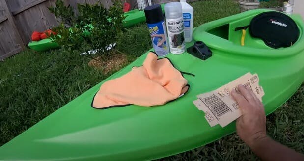 Step 1: Remove Any Extra Kayak Parts.